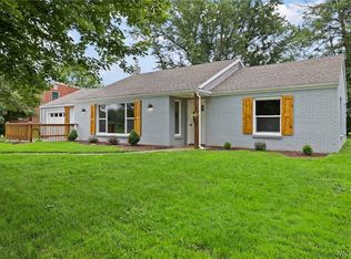 282 Creekside Dr, Tonawanda, NY 14150