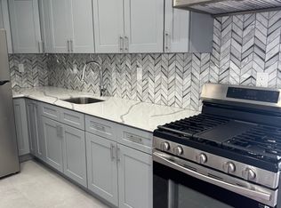 2 102nd Ave, South Richmond Hill, NY 11419