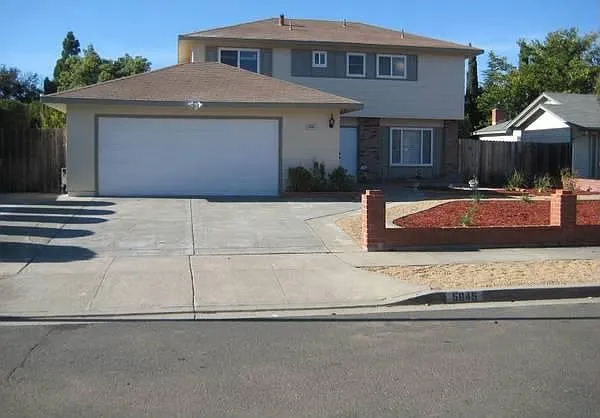 5845 Sunrose Ave photo 1