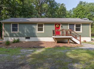 112 Hammer Rd, Kingwood Township, NJ 08822