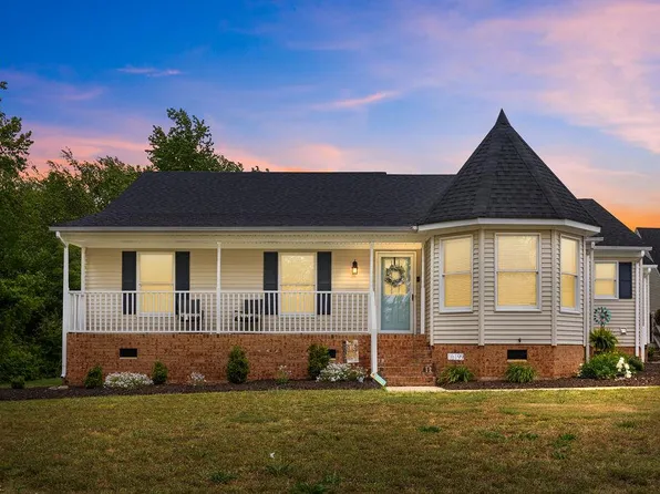 16199 Drake Rd, Sedley, VA 23878