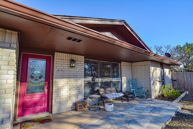 1st image of 125 Wild Timber Dr