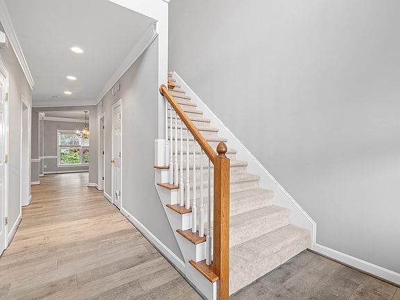 5th image of 8005 Satillo Ln