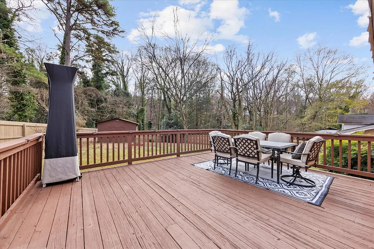 Allwood Dr, Charlotte — Photo 4