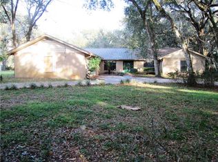 907 N Wilder Rd, Plant City, FL 33566