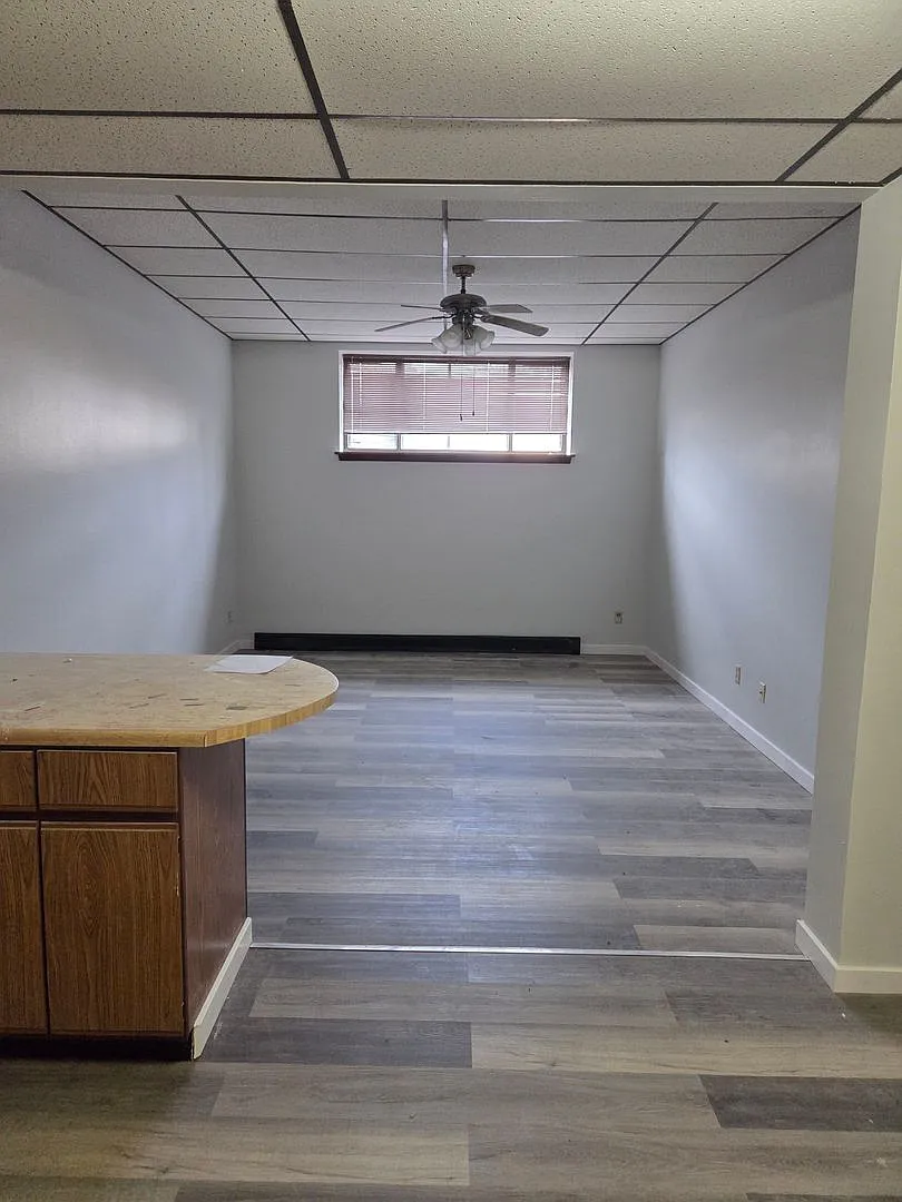 124 N Broadway St — Photo 1