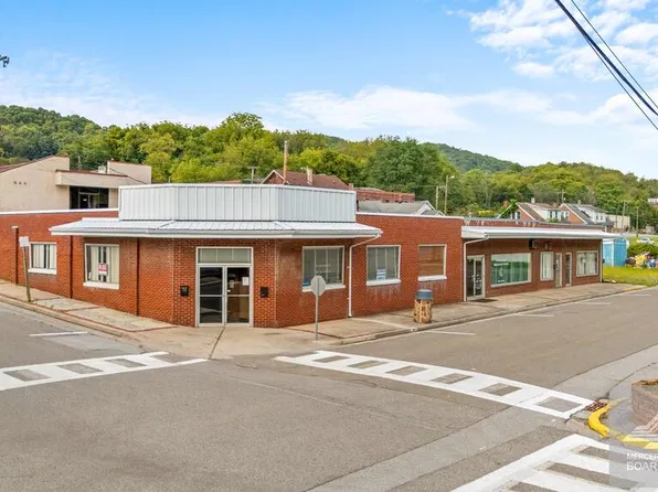 103 Spruce Dr, Bluefield, VA 24605
