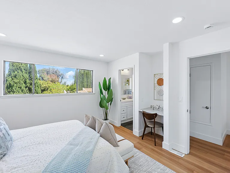 656 Ash Ct — Photo 11
