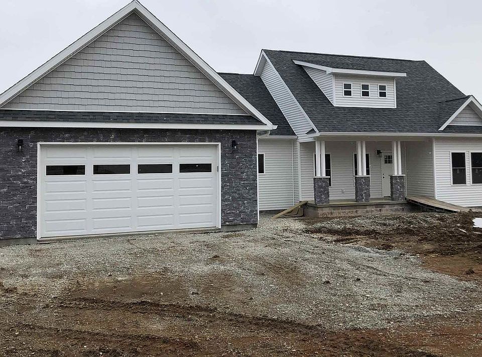 1st image of 814 N Abigail Ln