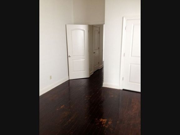4th image of 621 Cortez St