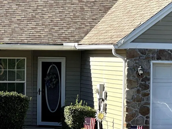 1706 Boxwood Ct, Dover, PA 17315