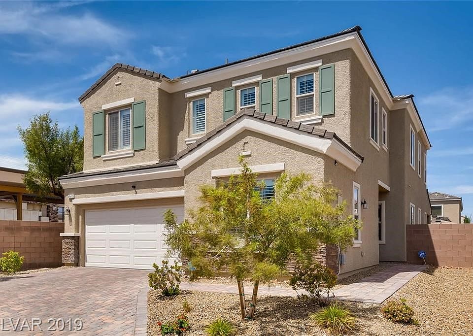 Exterior of Beautiful Warmington Home built in 2017
