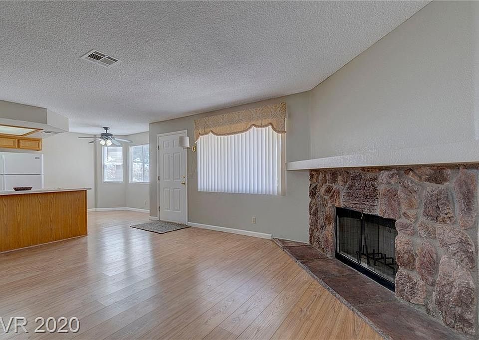 1st image of 908 Rockview Dr Unit 102