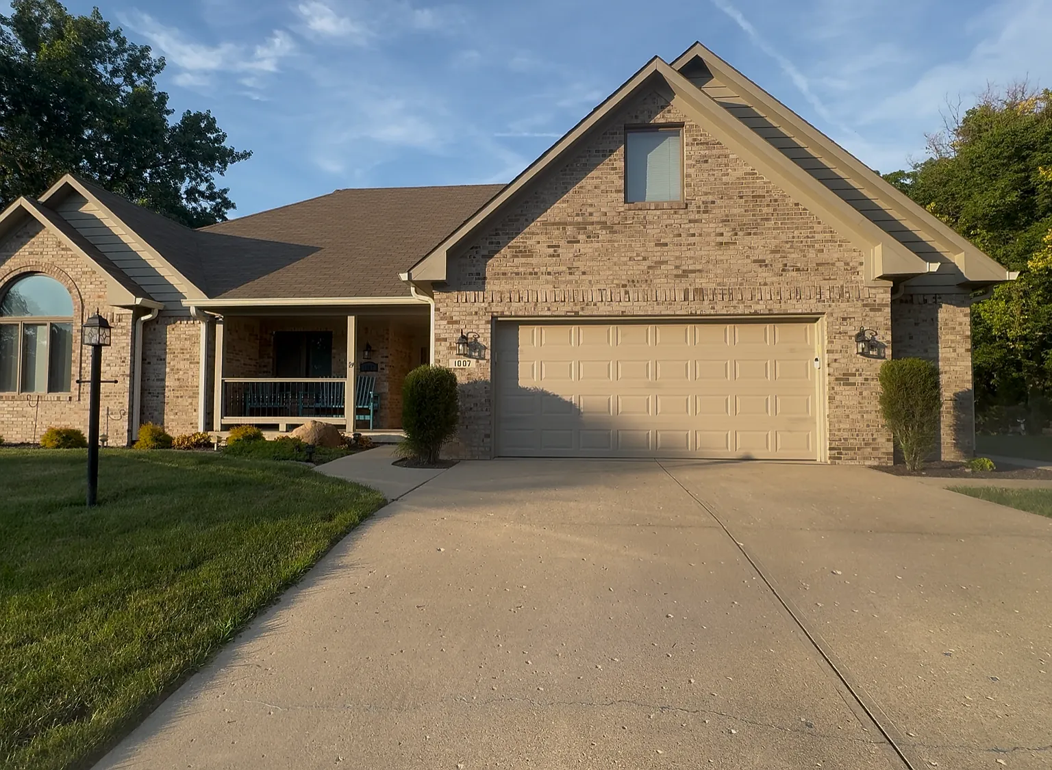 3 bed, 2499 sqft, $4,800 — Photo 1