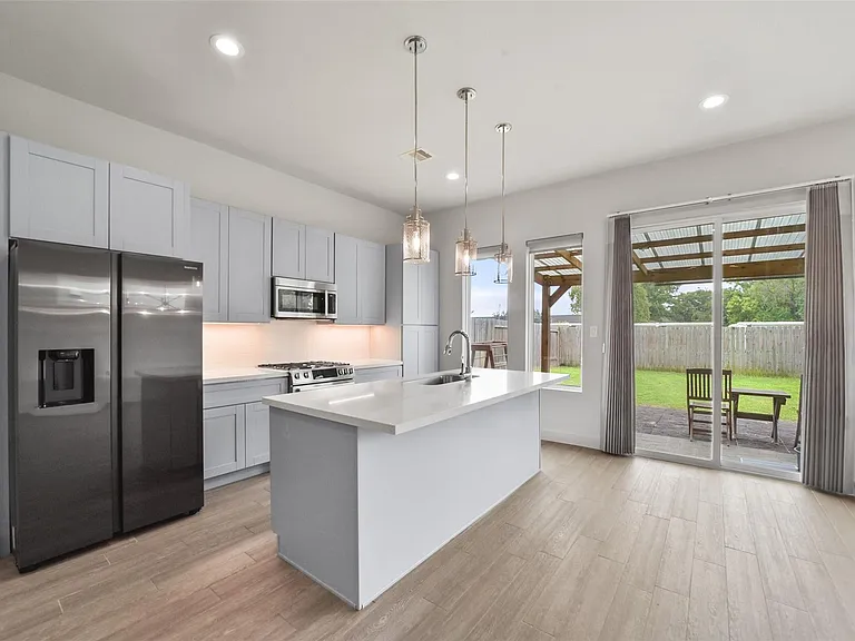 6809 Rocinante Ln — Photo 8