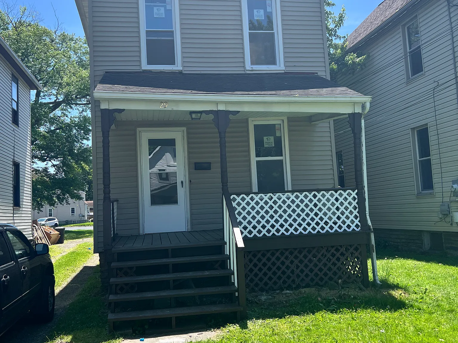 2 bed, 1028 sqft, $1,300 — Photo 1