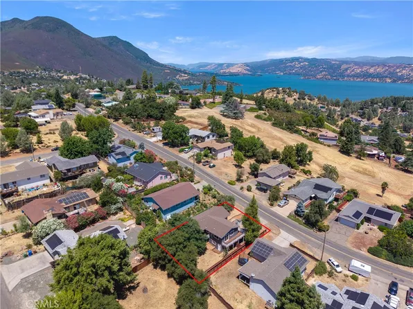 10325 Fairway Dr, Kelseyville, CA 95451