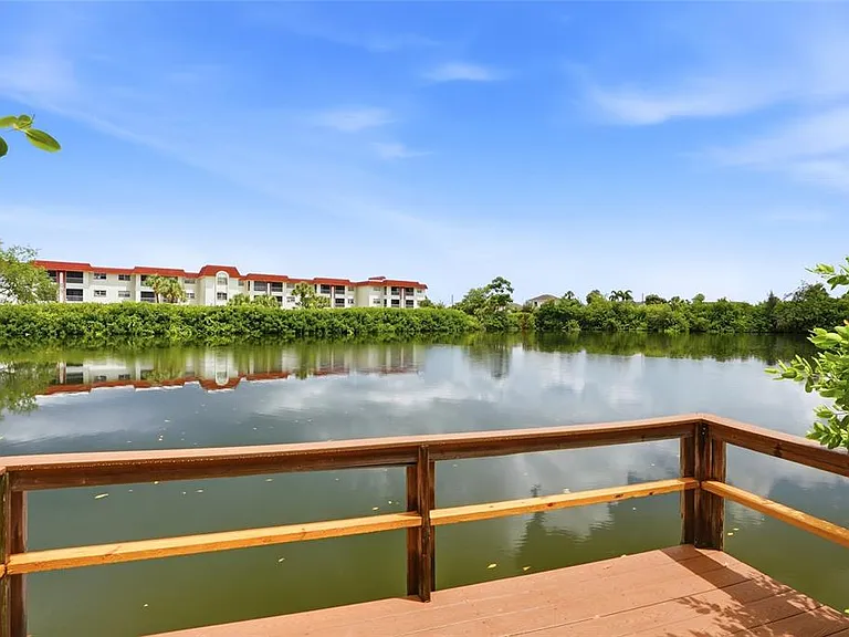 4570 Overlook Dr NE #284 — Photo 19
