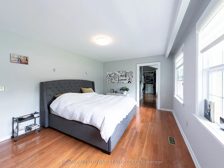 1290 Braeside Dr — Photo 22