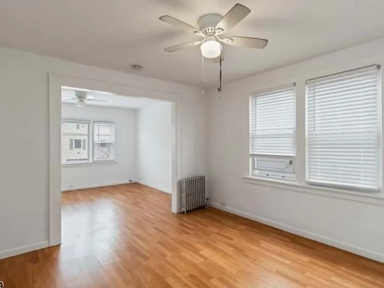 459 Norwood St #2 — Photo 4