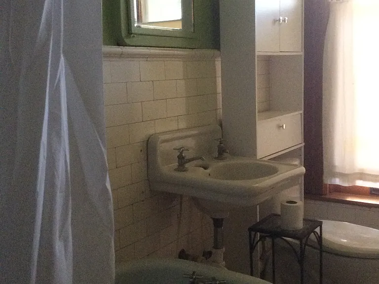 835 Vine St — Photo 14