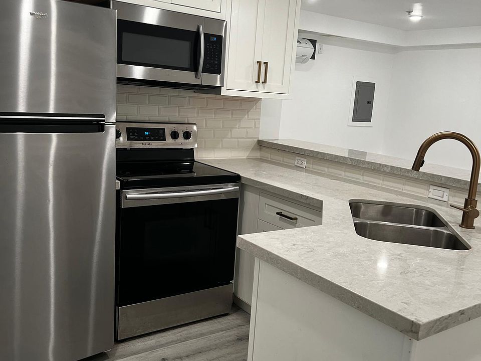 1st image of 730 S Serrano Ave #40