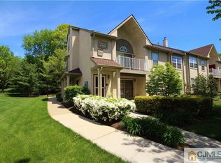 2708 Commons Dr UNIT 2708, East Brunswick, NJ 08816