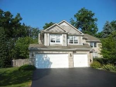579 Patriot Ct, Gurnee, IL, 60031