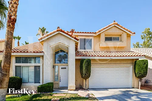 1683 Black Hills Way Photo 1