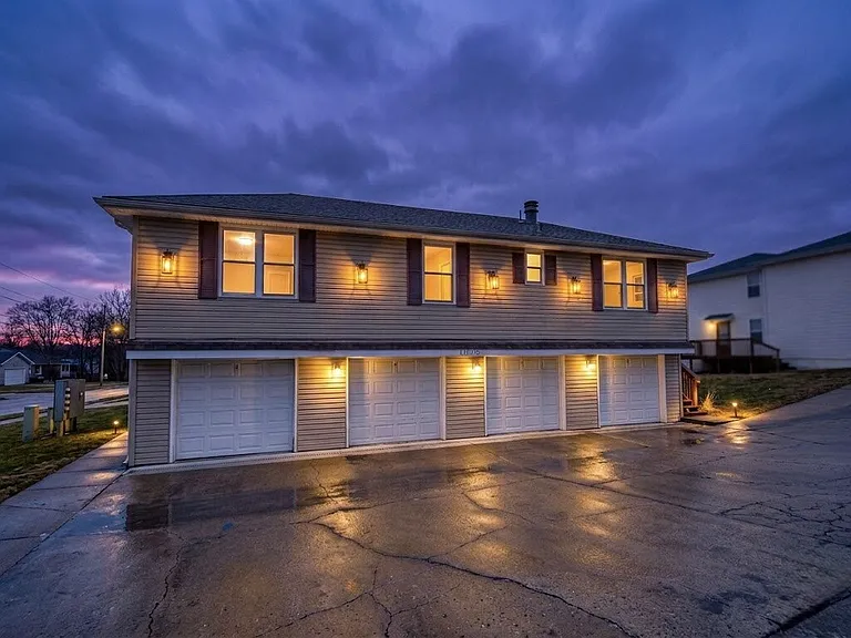 11008 NW Crooked Rd #D — Photo 1