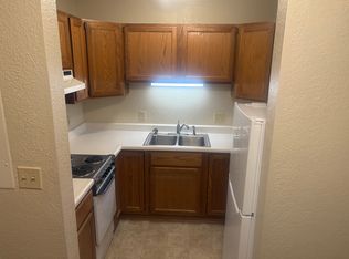1100 Grove St APT 1, Cedar Falls, IA 50613