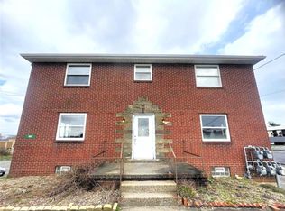 160 Fernwood Rd #1, Steubenville, OH 43953