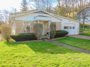 5217 Kel Dawn Cir, Cross Lanes, WV 25313