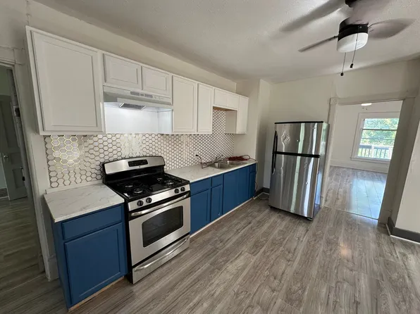 3221 N 20th St, Milwaukee, WI 53206