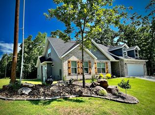 95 Ingleborough Dr, Bella Vista, AR 72715