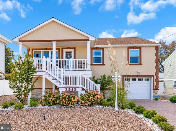 3245 Windsor Ave, Toms River, NJ 08753