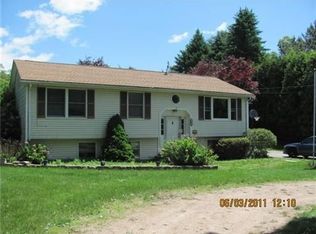 11 Autumn Ln, Westerly, RI 02891