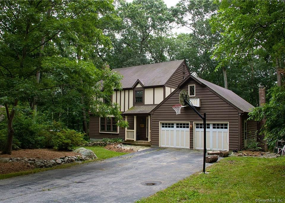 1st image of 34 Robinhood Dr