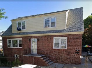 136 Maple St, Kearny, NJ 07032
