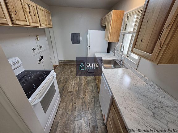 5th image of 352 I St #I