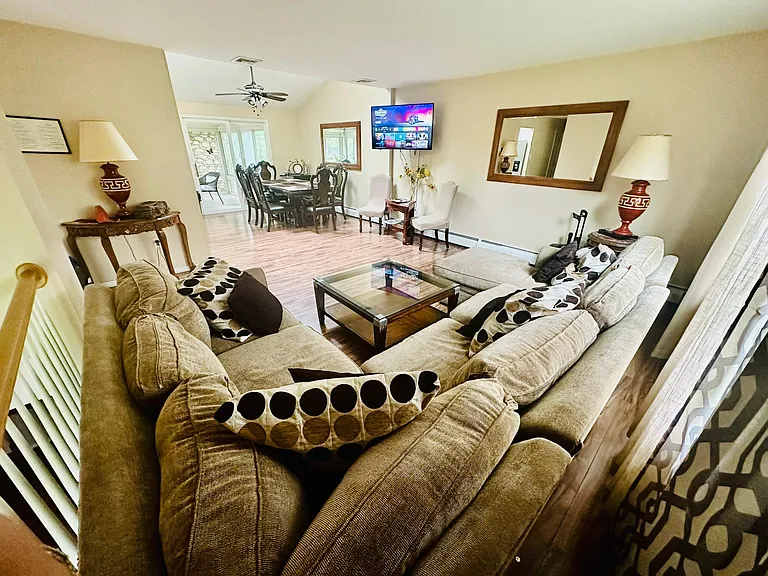376 Clearview Dr — Photo 6