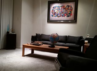 25 Stablemere Ct, Baltimore, MD 21209