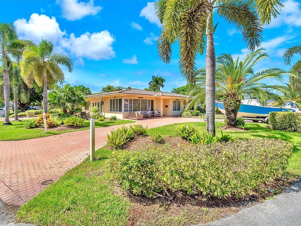 1st image of 513 SE 28th Avenue