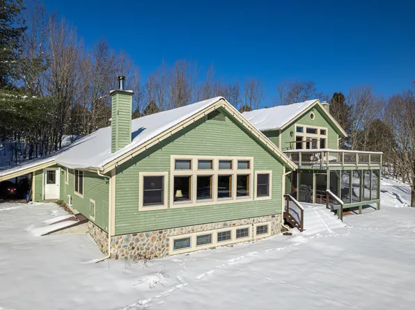 25 Norman Ridge Rd, Vermontville, NY 12989