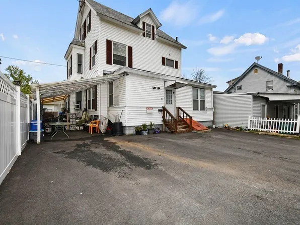 34 Dover St, Lowell, MA 01851