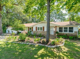 296 S Wyman Rd, Fayetteville, AR 72703