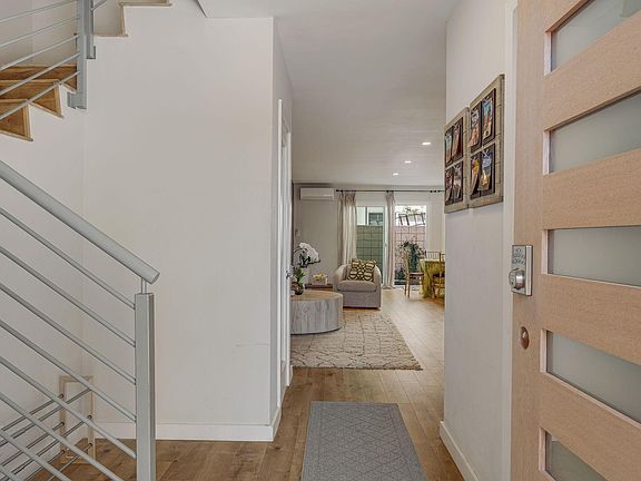 3rd image of 2101 California Ave APT 3