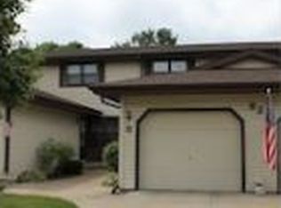 825 S Olson Ave UNIT B, Appleton, WI 54914