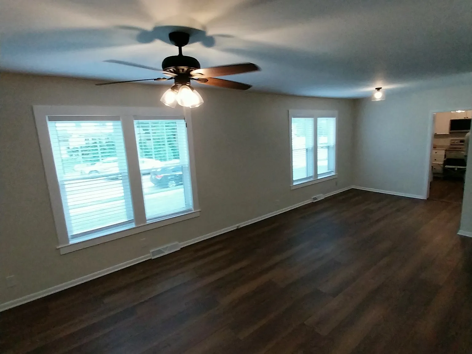 113 E Orchard Ave — Photo 3