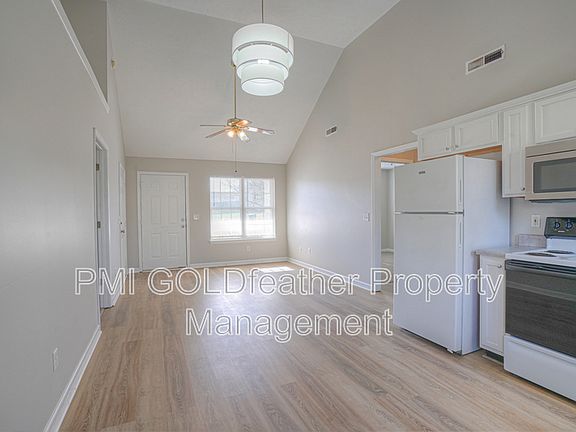 4th image of 4955 Camborne Cir